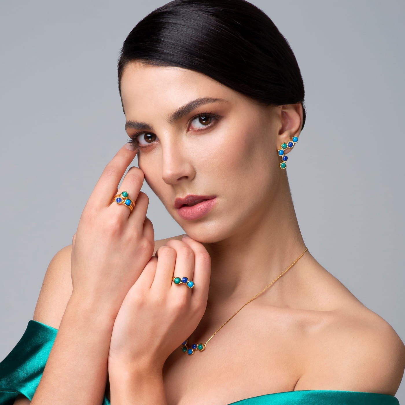 Green and Turquoise Howlite, Blue Quartz Matiz Necklace