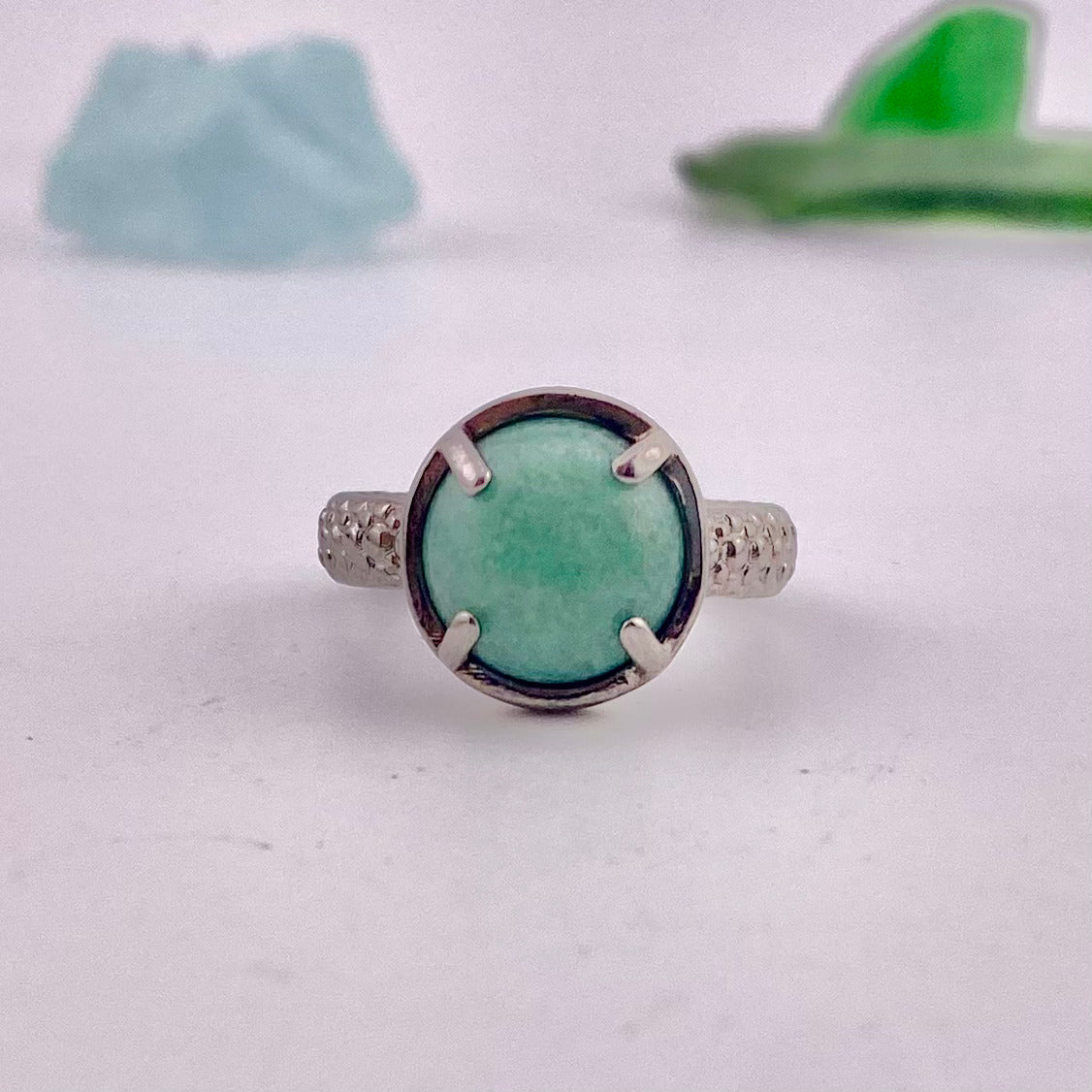 Green Quartz Cabochon Ring