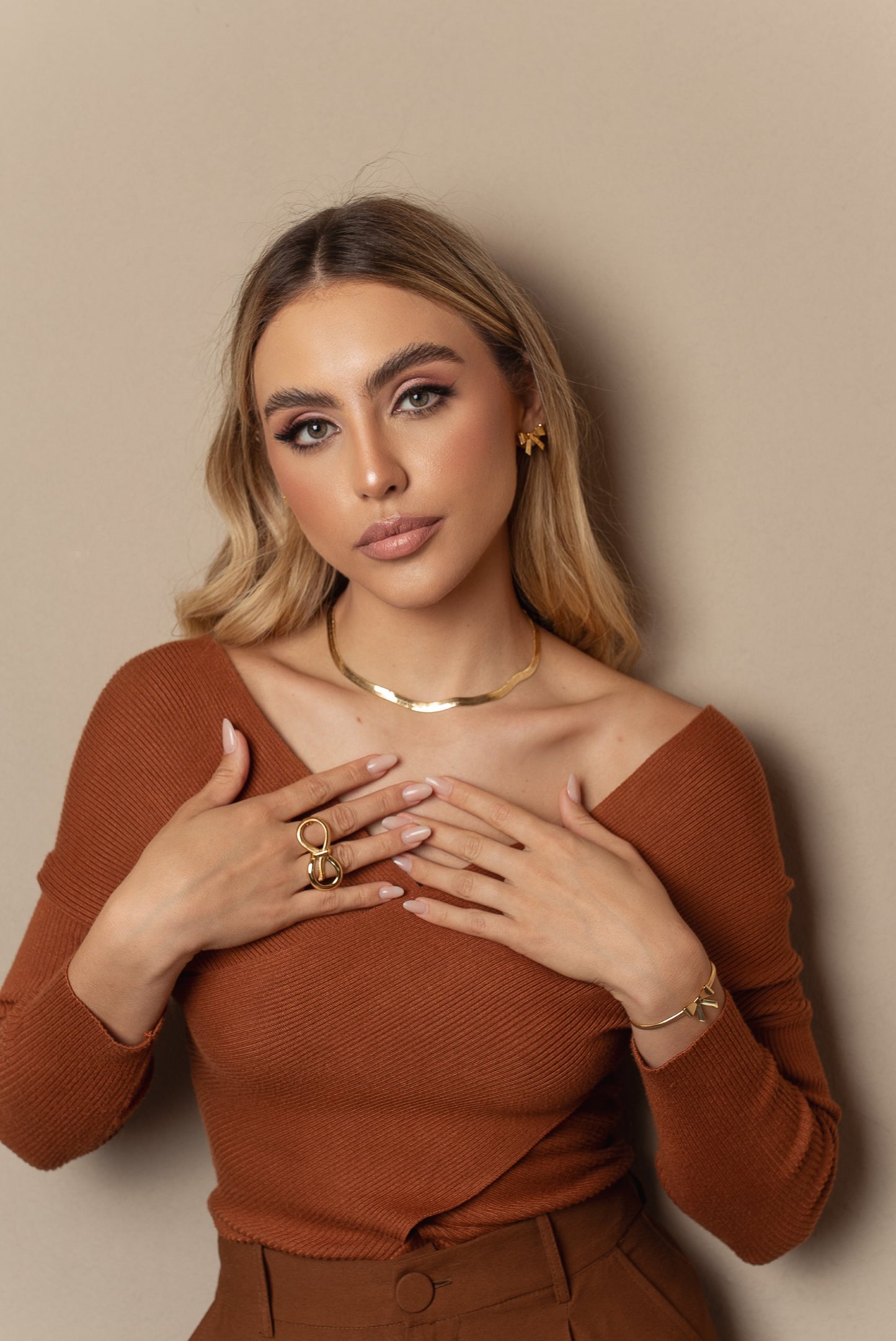 Wide Snake Chain Choker