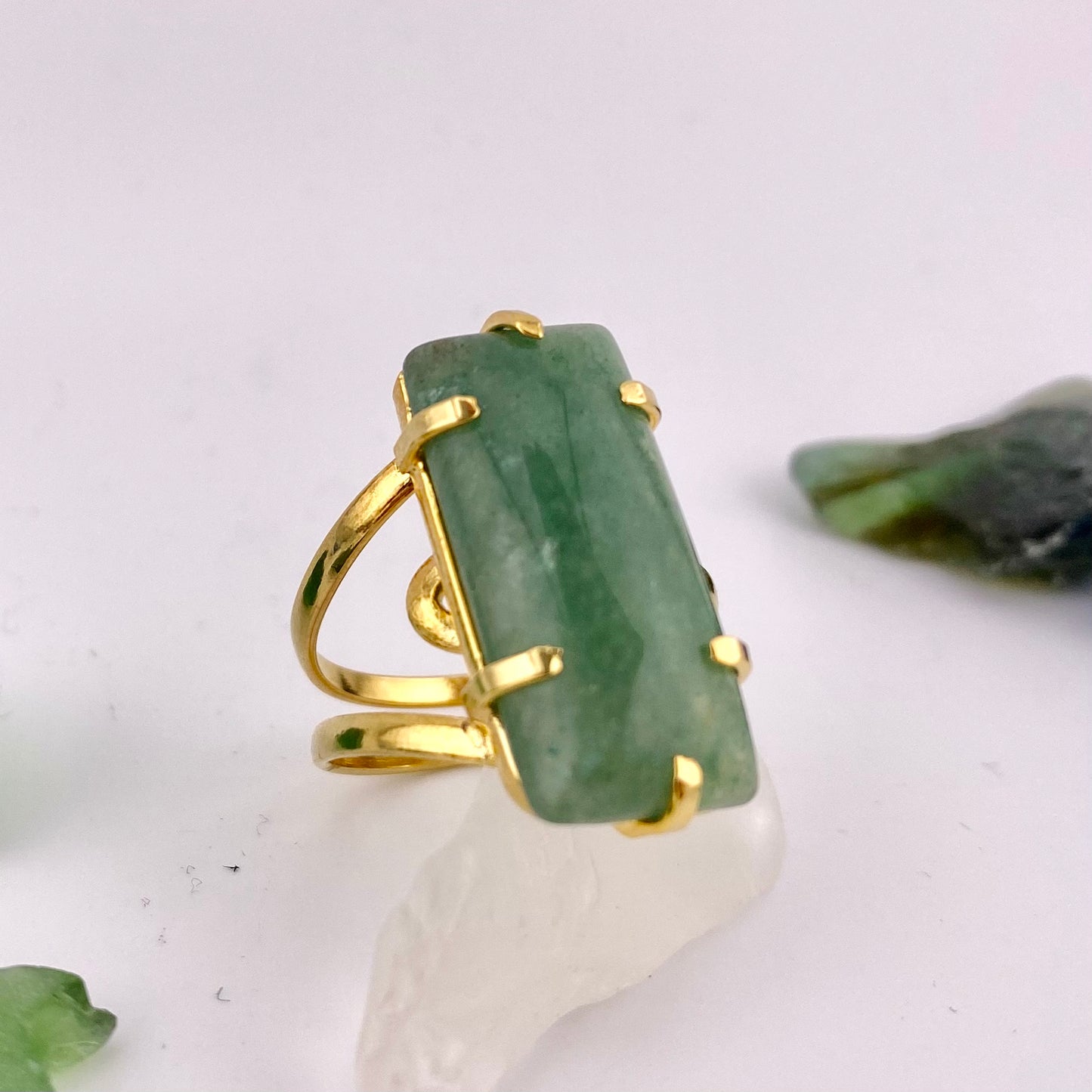 Green Quartz Rectangle Ring