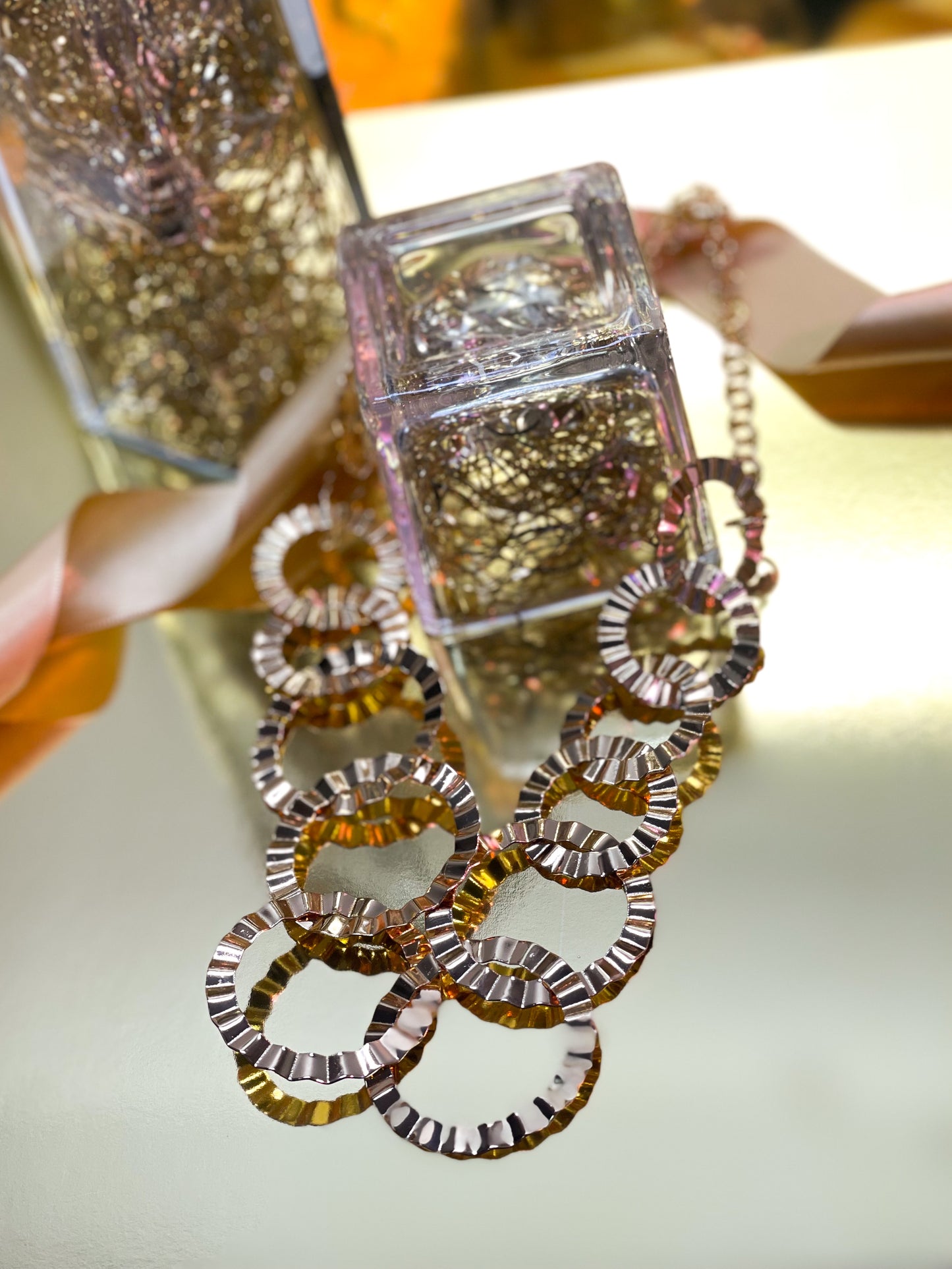 Waved Circle Necklace