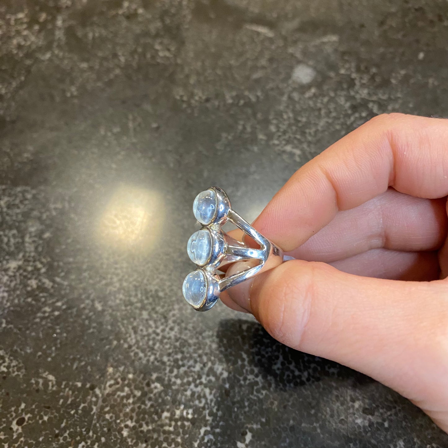3 Tall Circles Ring