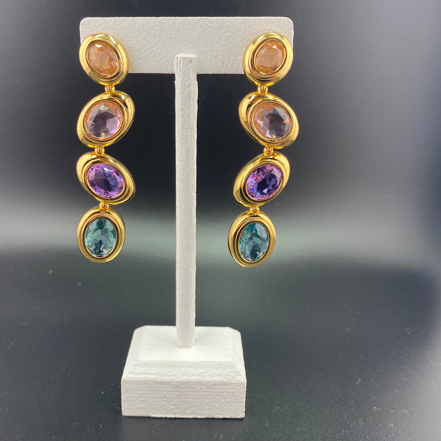 Dangle Ovals Earring