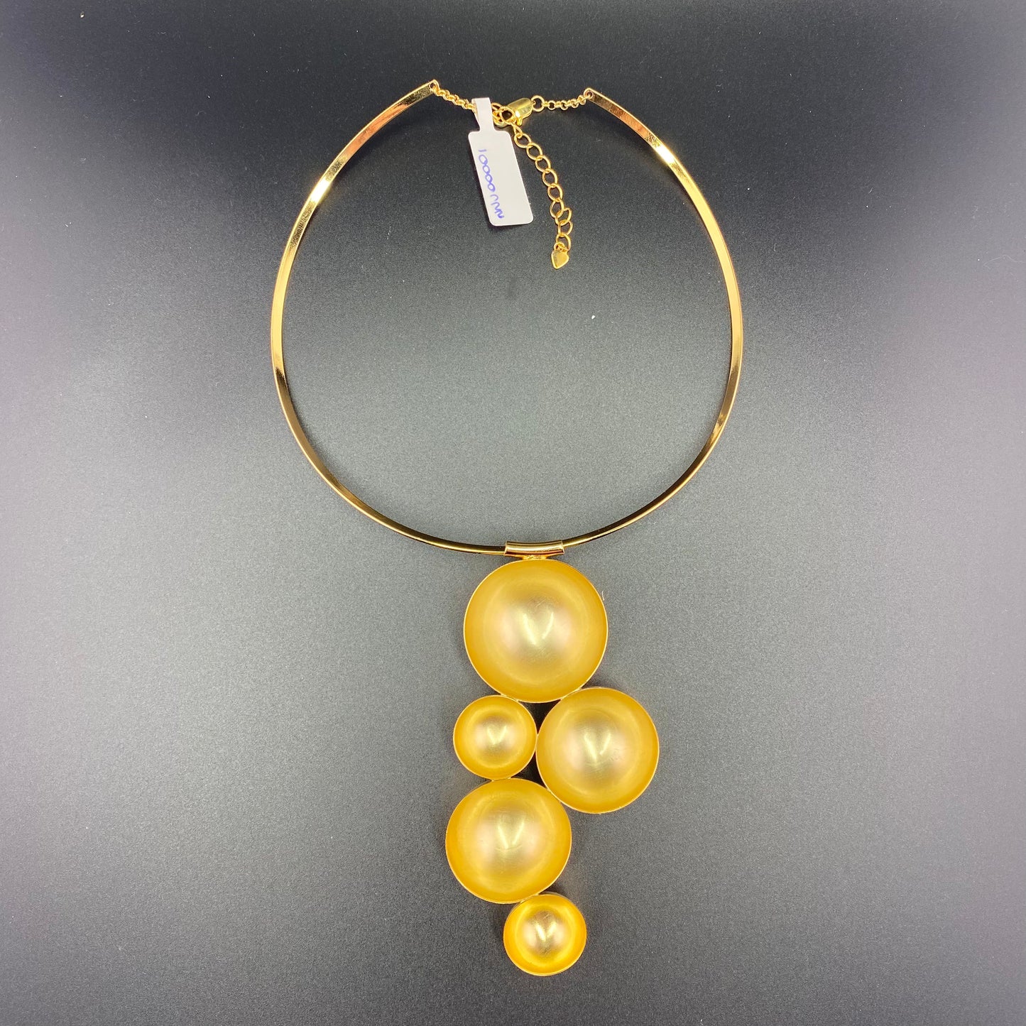 Bold Bubbles Choker