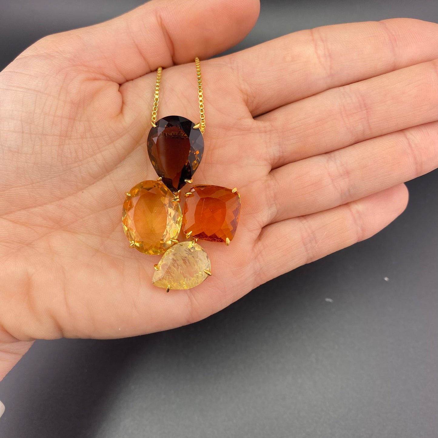 Dark Eve 4 Stones Necklace