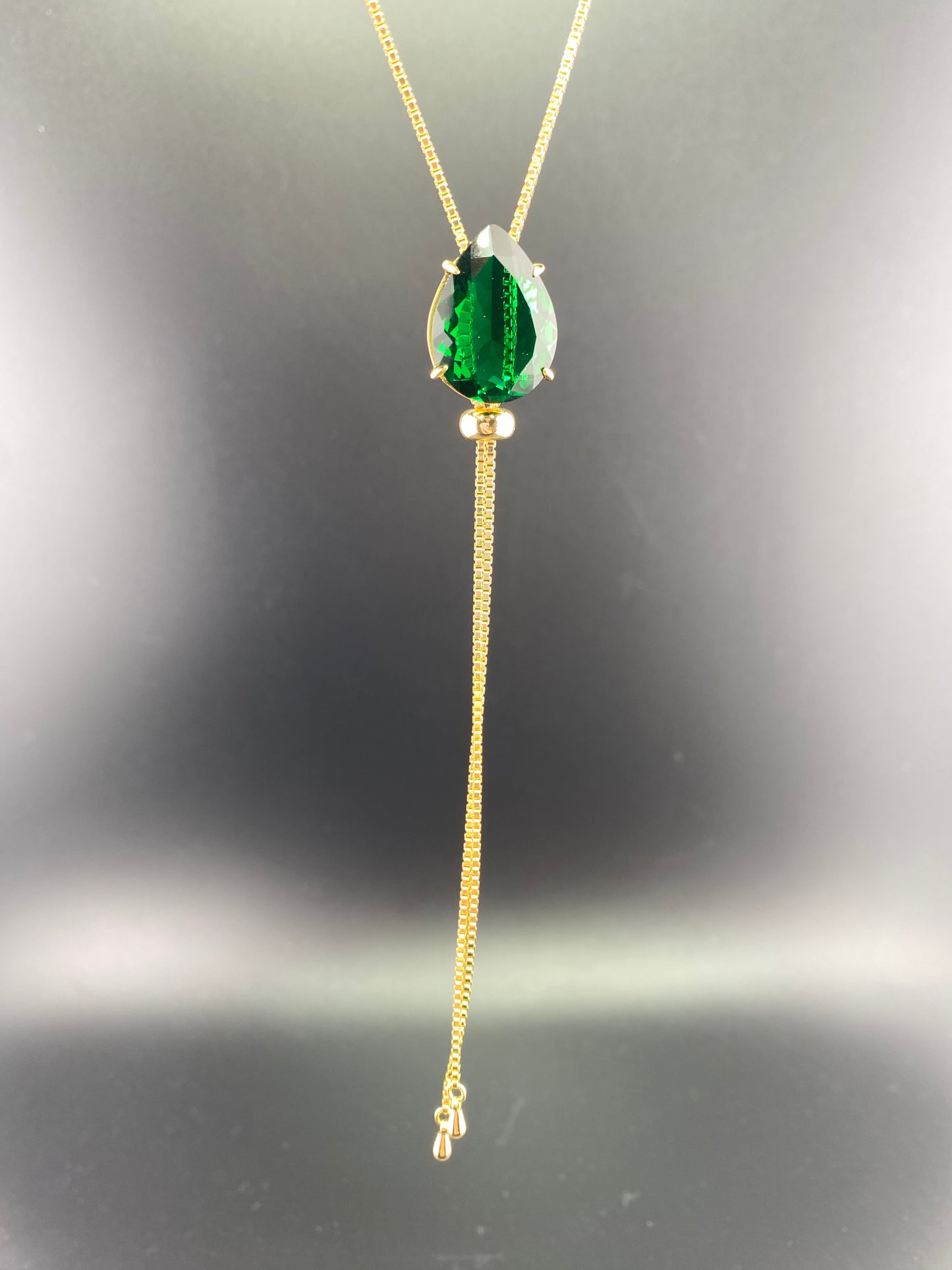 Big Drop Tie Necklace