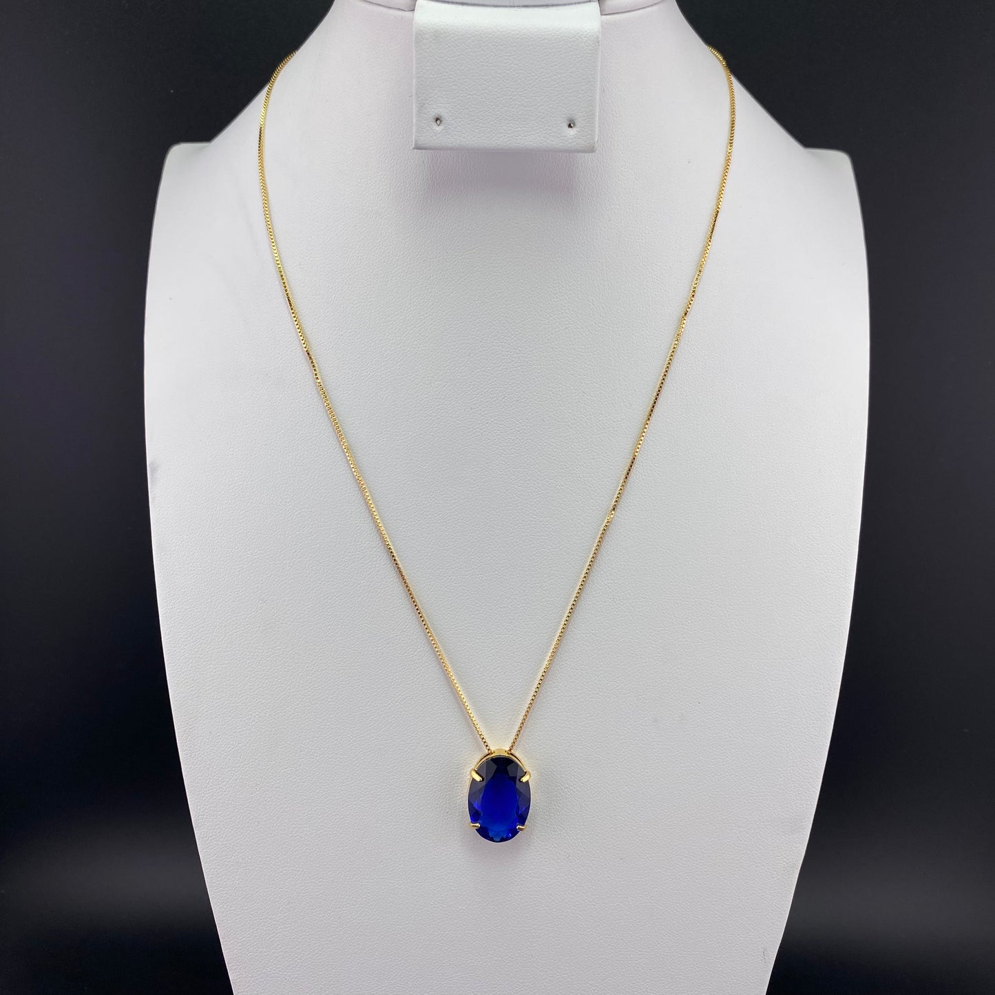 Classic Oval Stone Necklace