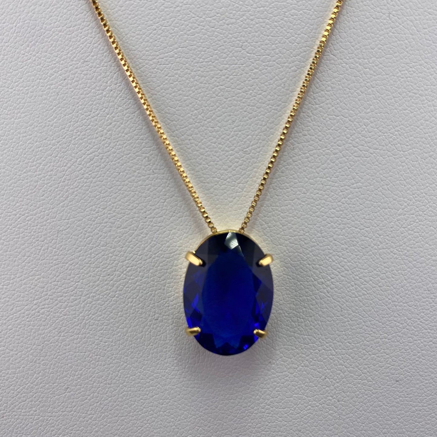 Classic Oval Stone Necklace