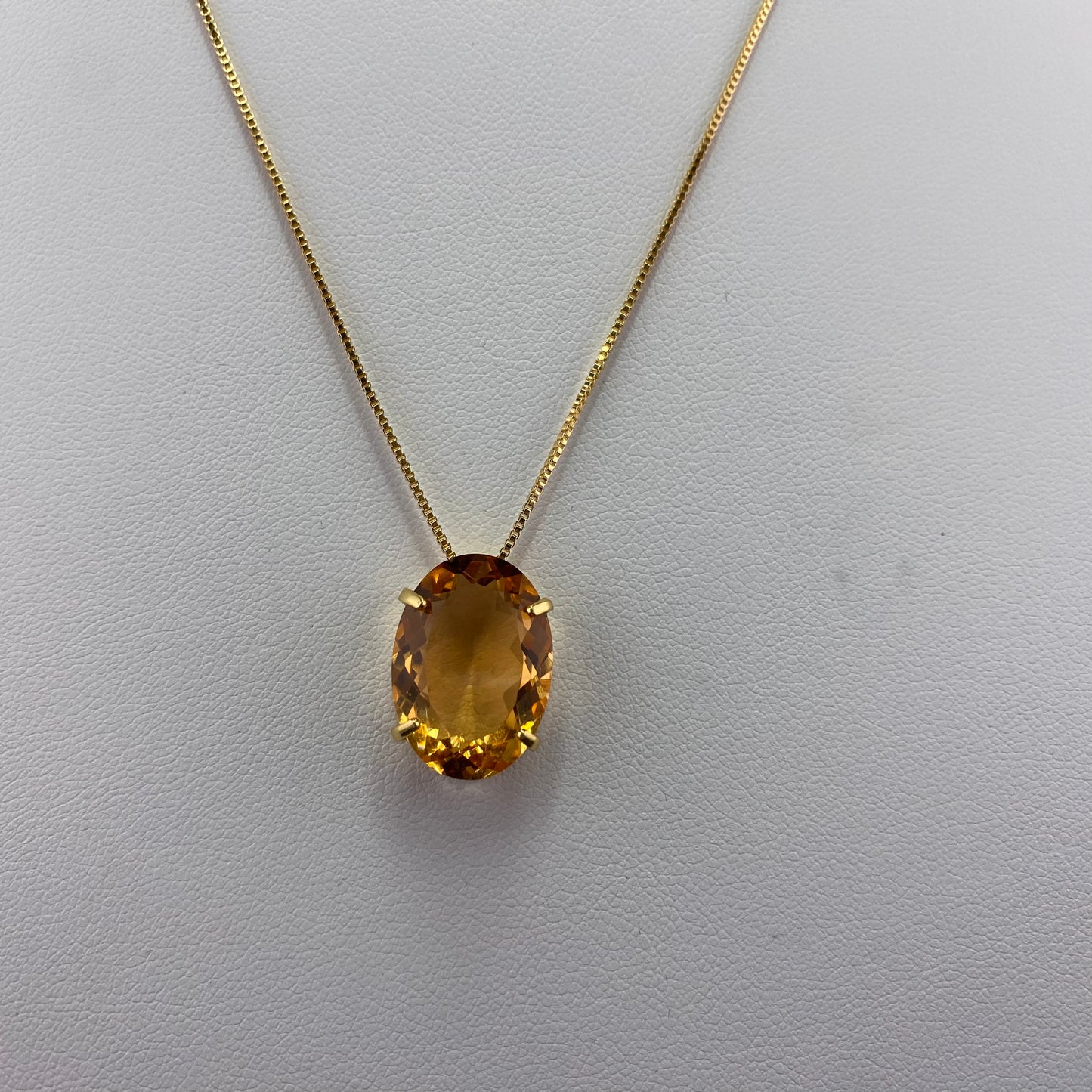 Classic Oval Stone Necklace
