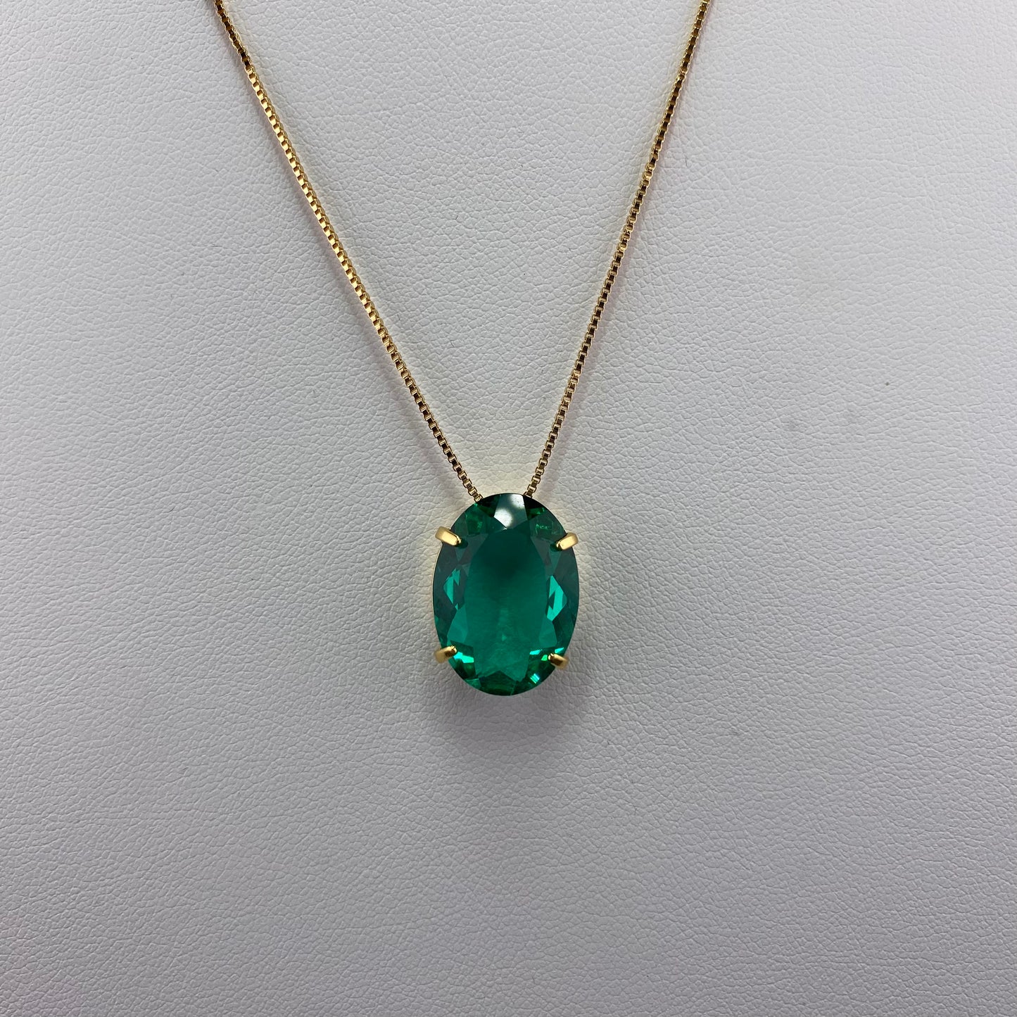 Classic Oval Stone Necklace