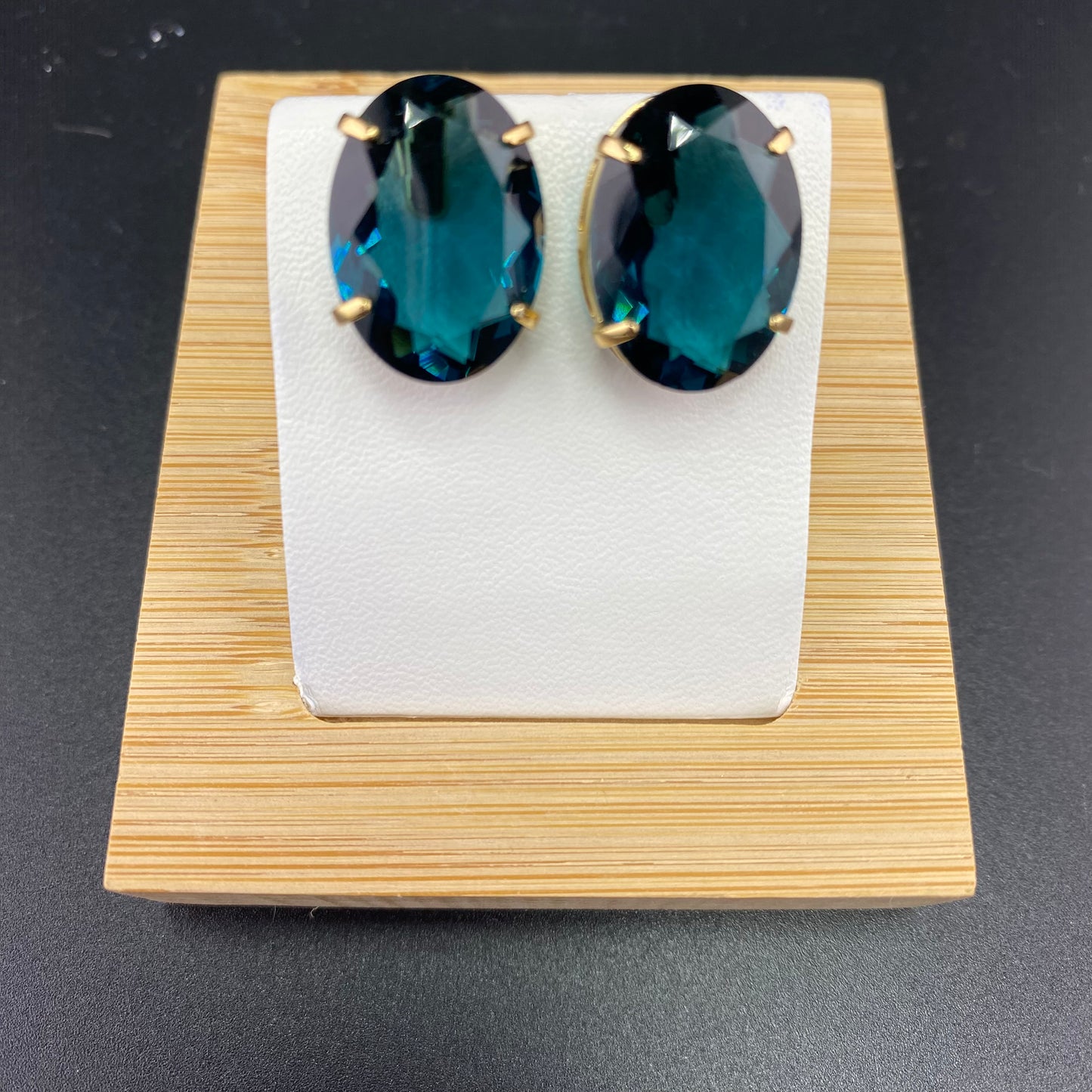 Classic Oval Earrings