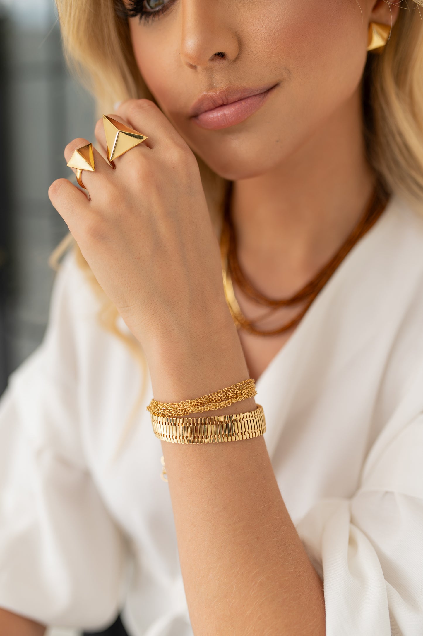 Double Triangle Ring
