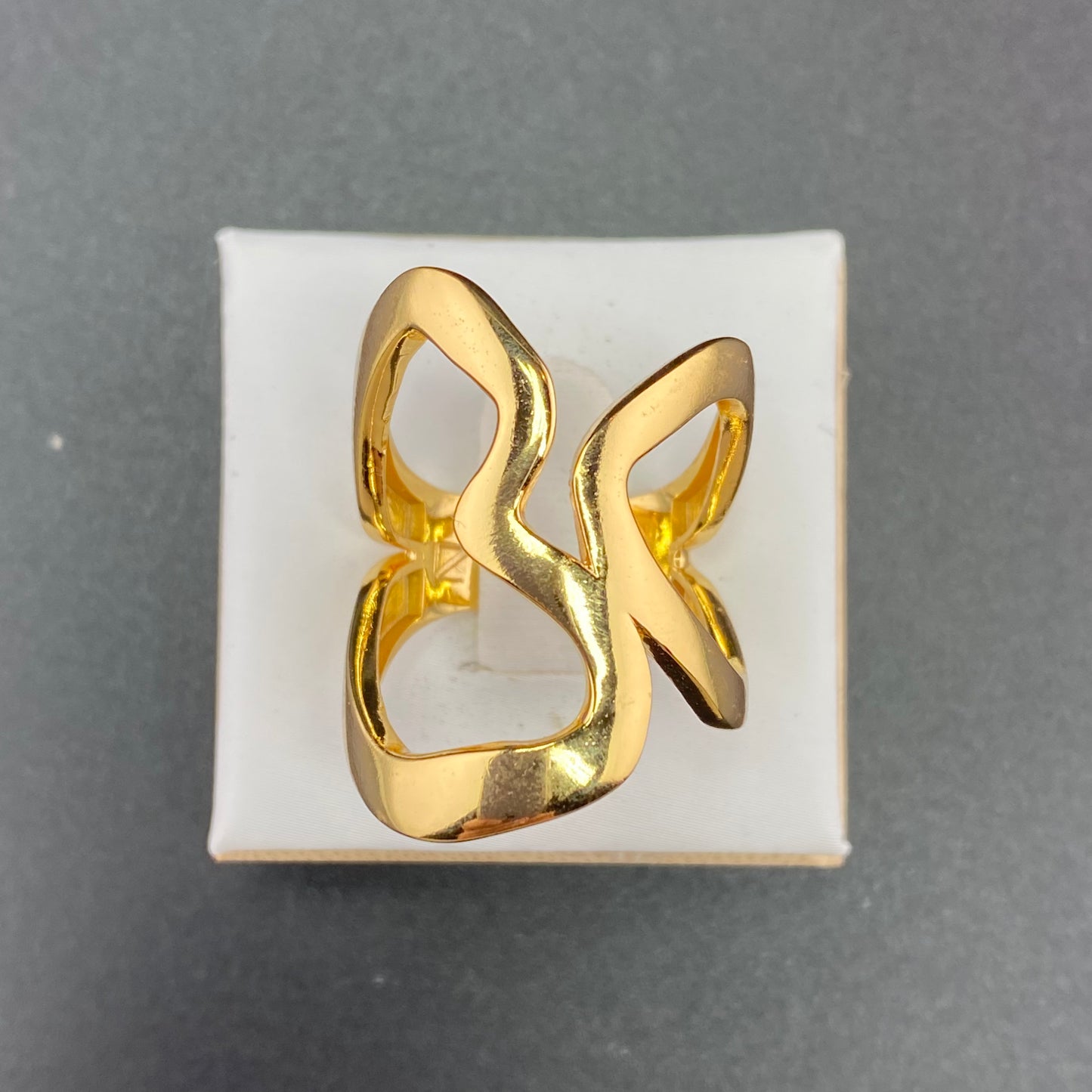 Organic Lines Ring