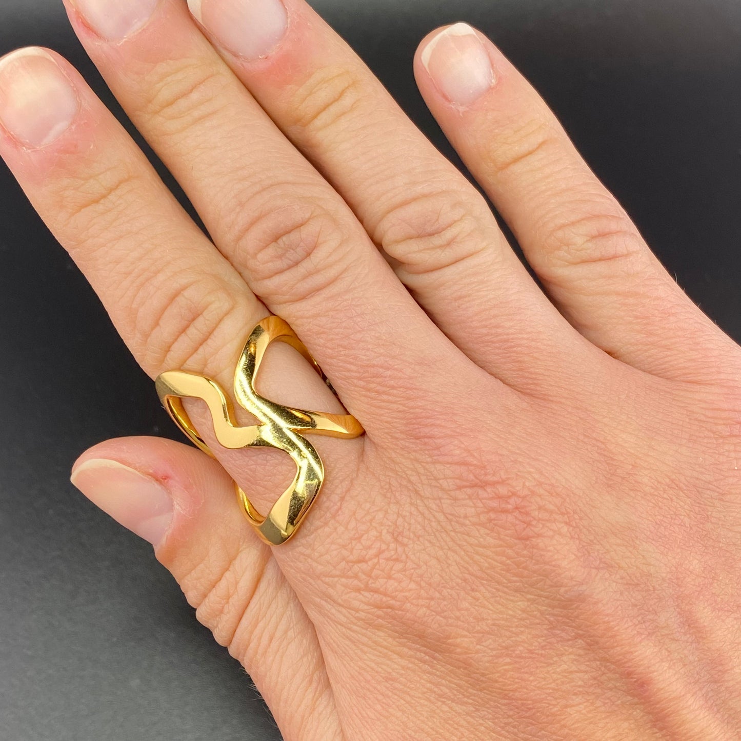 Organic Lines Ring