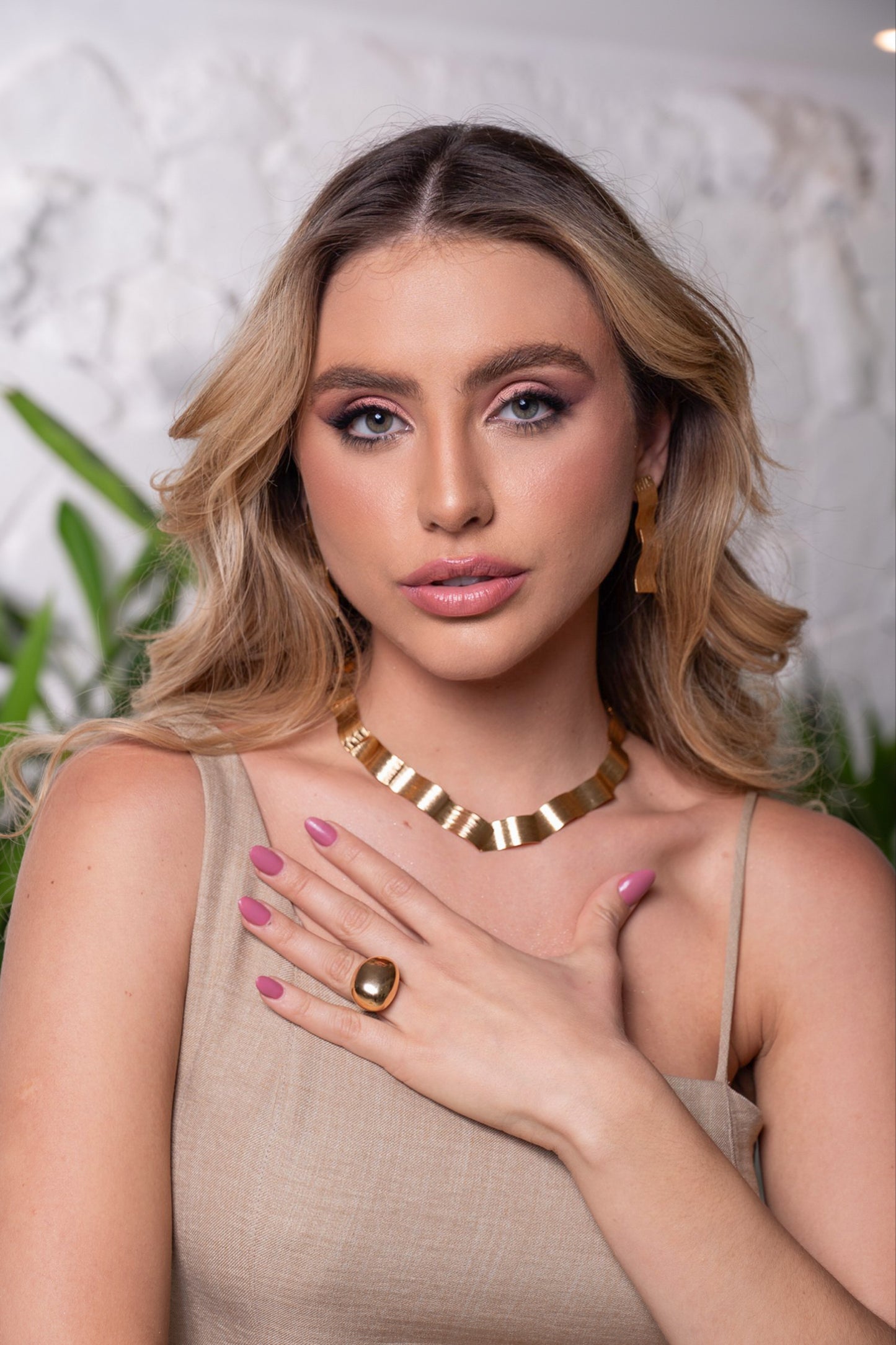 Waved Necklace