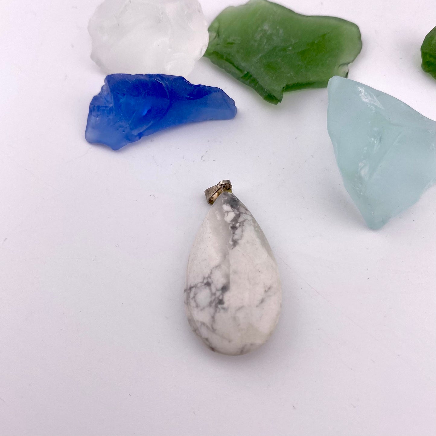 Pear Polished White Howlite Pendant