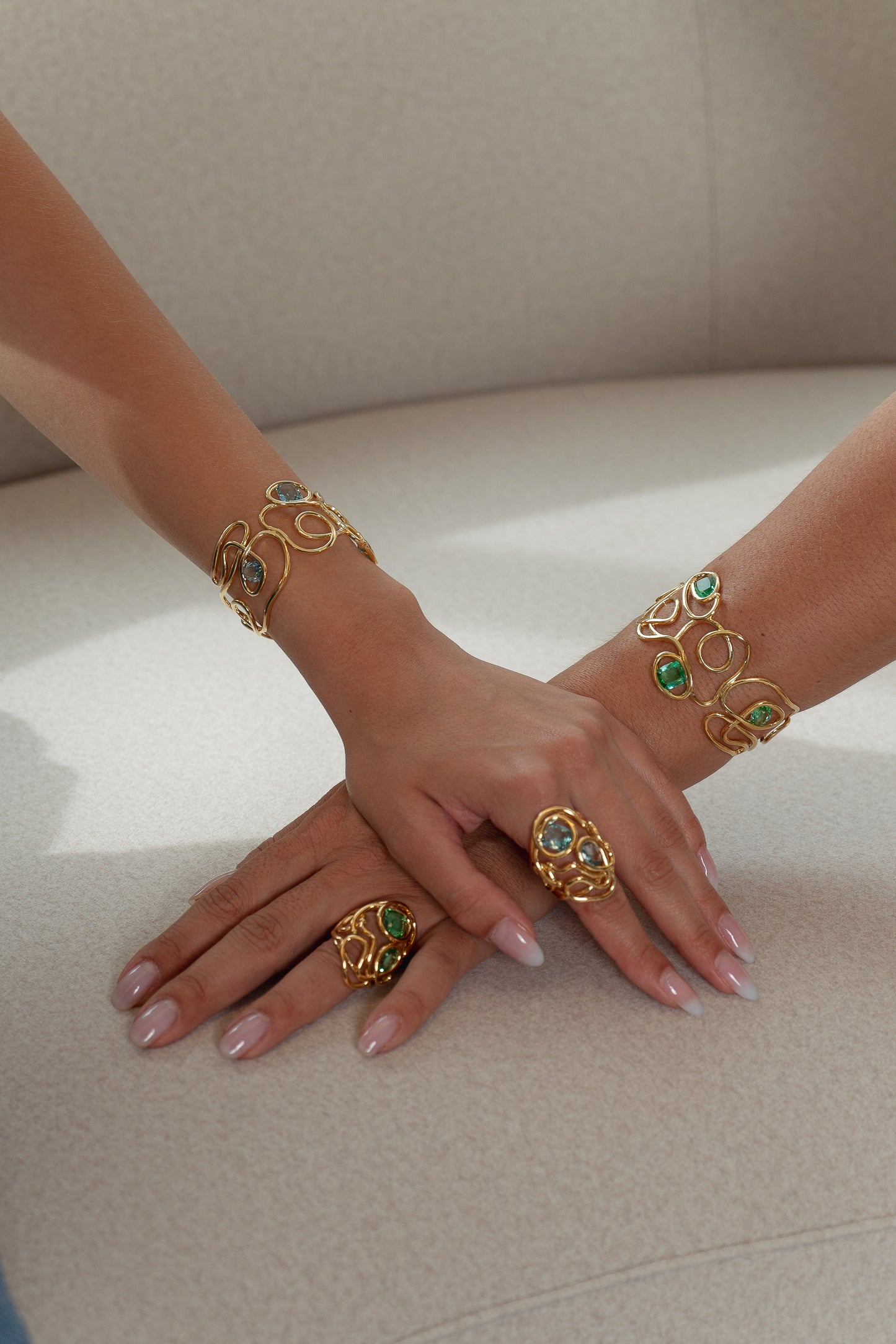 Organic Loop Ring