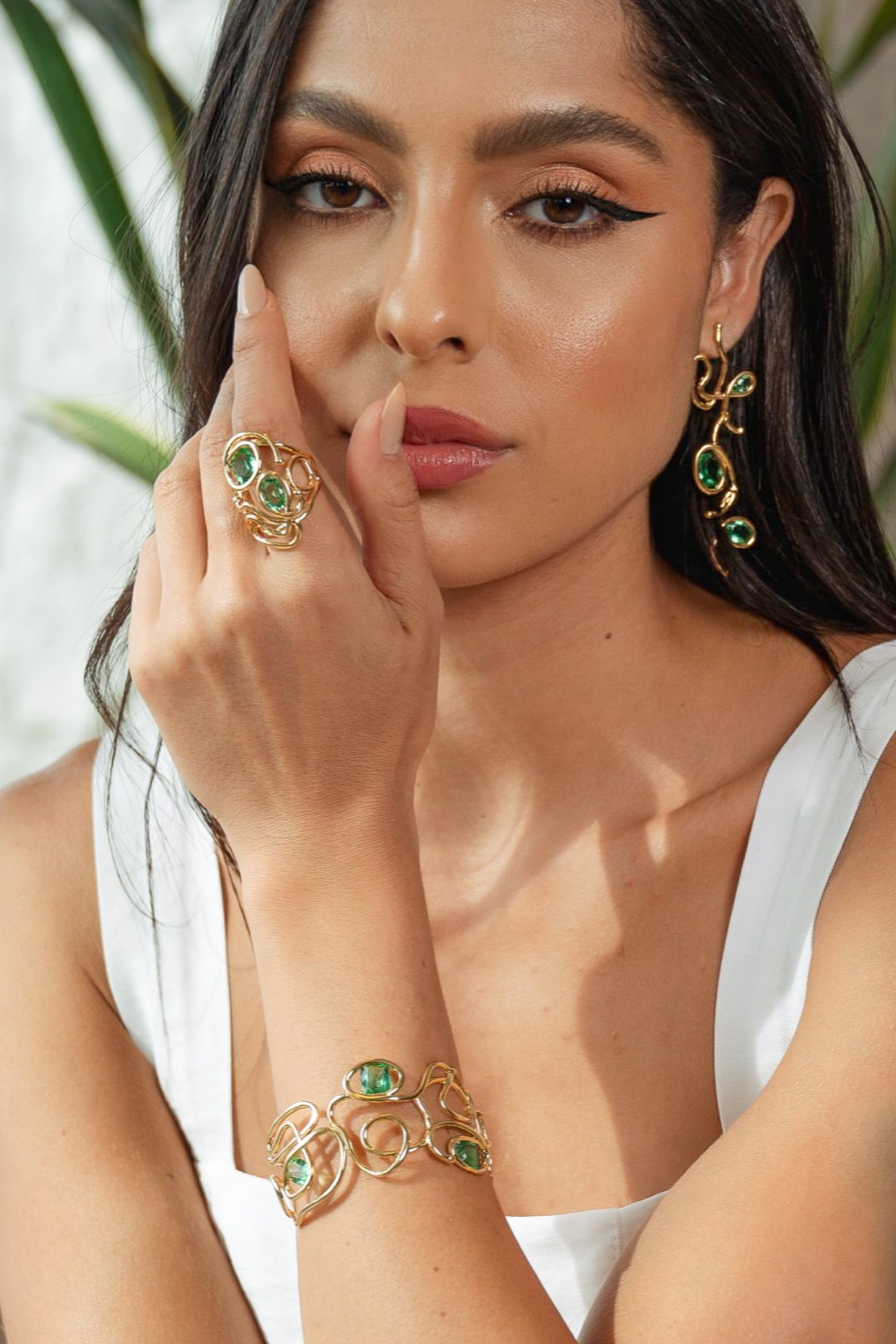 Organic Loop Ring
