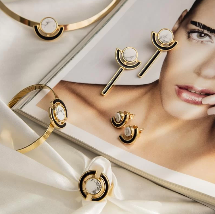 Target Line Earring
