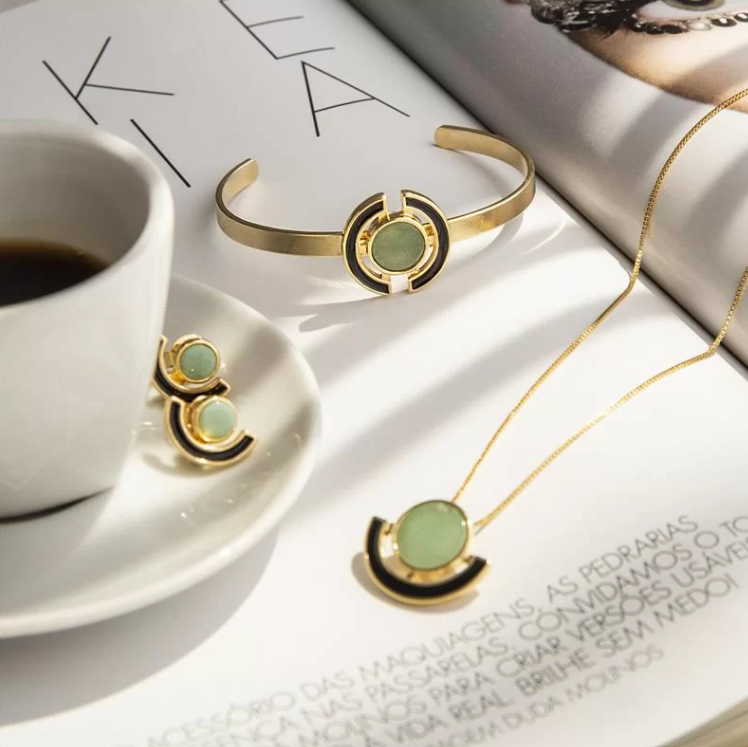 Half Target Necklace