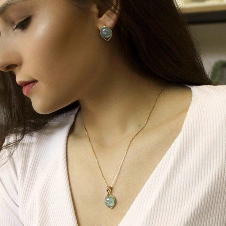 Pearled Balloon Necklace