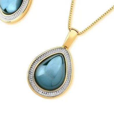 White Pearled Crown Necklace