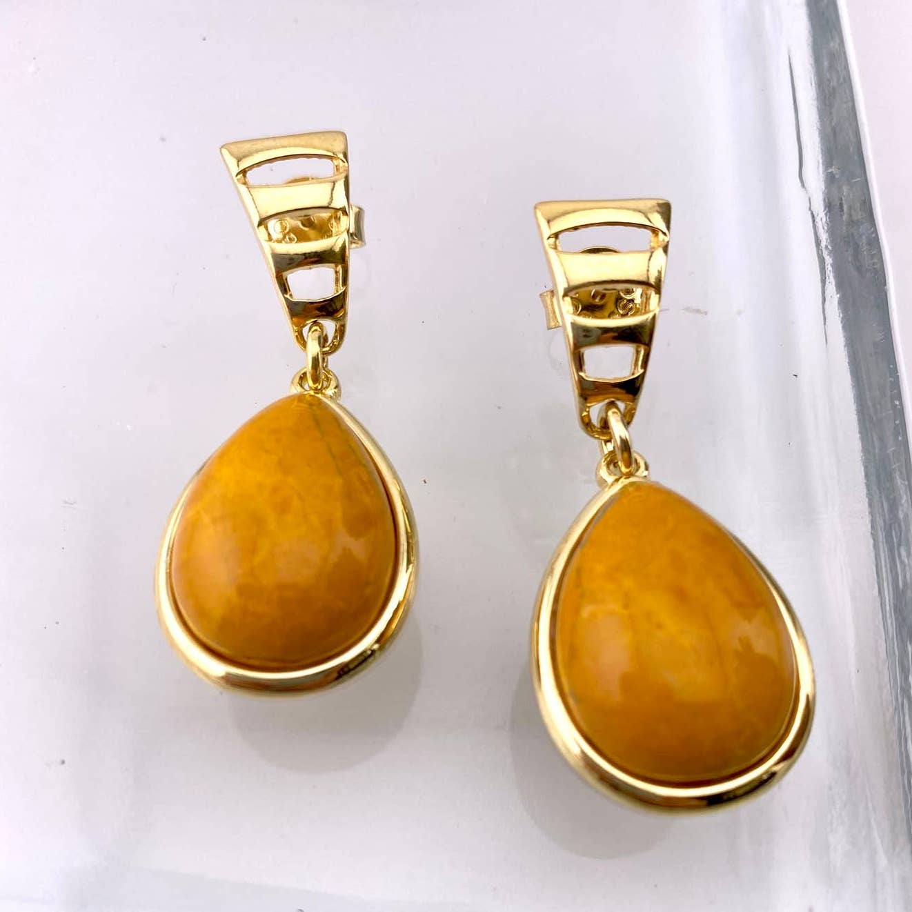 Yellow Howlite Earring