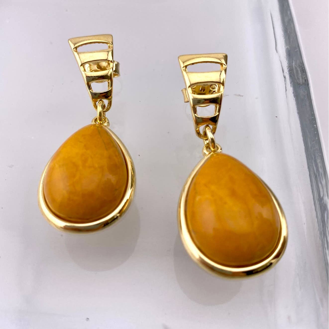 Yellow Howlite Earring