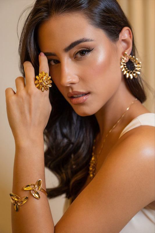 Flower Tube Statement Ring