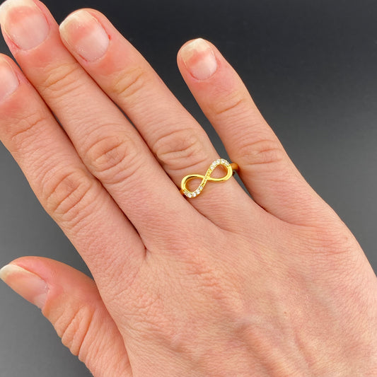 Continuum Infinite Ring