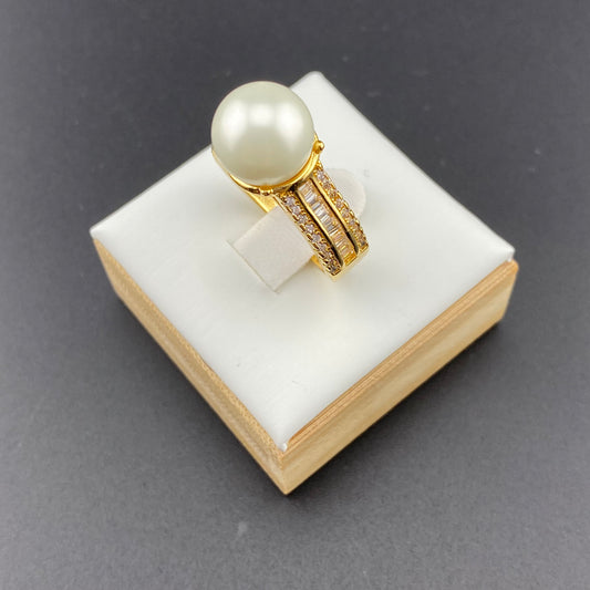 Zirconia and Pearl Ring