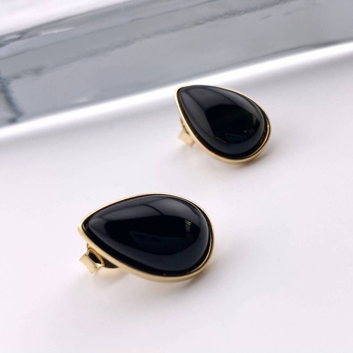 Black Agate Teardrop Earring